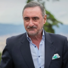 Carlos Herrera.