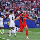 Haaland lidera el triunfo de Noruega en su retorno al Mundial 28 años después.