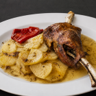 Tradición ganadera, territorio y sabor: la esencia de Aragón en un plato.