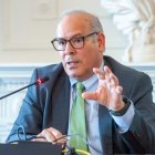 Mario Ruiz-Tagle, consejero delegado de Iberdrola España, durante su intervención en el curso de economía organizado por la APIE en la Universidad Menéndez Pelayo de Santander.