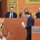 El presidente en funciones de la Junta y candidato del PP a la reelección, Juanma Moreno tras su intervención en del debate de investidura.
