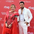 Benita, antes Maestro Joao, y Tony R en los Premios Academia de la Moda Española,