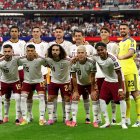 España posa antes de su partido ante Francia: 14,6 millones de españoles la animaron desde sus televisores