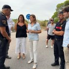 La alcaldesa de Valencia, María José Catalá, junto a los cuerpos y fuerzas de seguridad del Estado