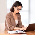 Es importante buscar en internet una calculadora de indemnizaciones por despido