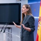 La portavoz del PP en el Congreso, Ester Muñoz, durante una rueda de prensa en el Congreso