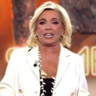 Carmen Borrego debutando como presentadora después de años como directora y colaboradora televisiva.