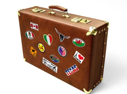 Maleta con pegatinas