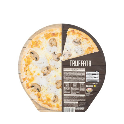 Así se presenta la Pizza Truffata de Mercadona, con champiñones y base de queso y nata, lista para hornear.