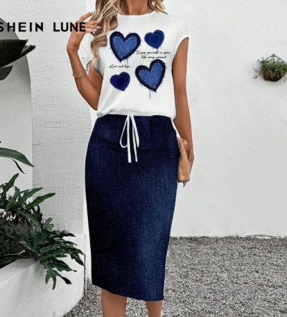 Conjunto de falda y camiseta