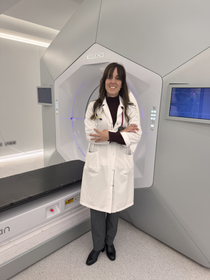 Paula Santamaría, medica adjunta servicio de oncología radioterápica del IVO