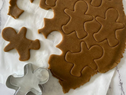 Cortar figuras de 'Hombres de jengibre'