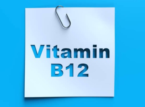 Vitamina B12