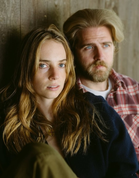 Maya Hawke y Christian Lee Hutson