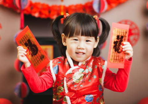 Tradición sobres rojos 'hóngbāo' en China