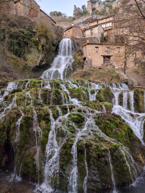 La Cascada de Orbaneja es una visita obligada en Burgos en época de deshielo