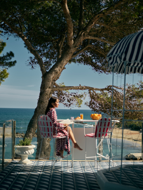 La terraza del hotel Mongibello invita al 'dolce far niente' más indulgente.
