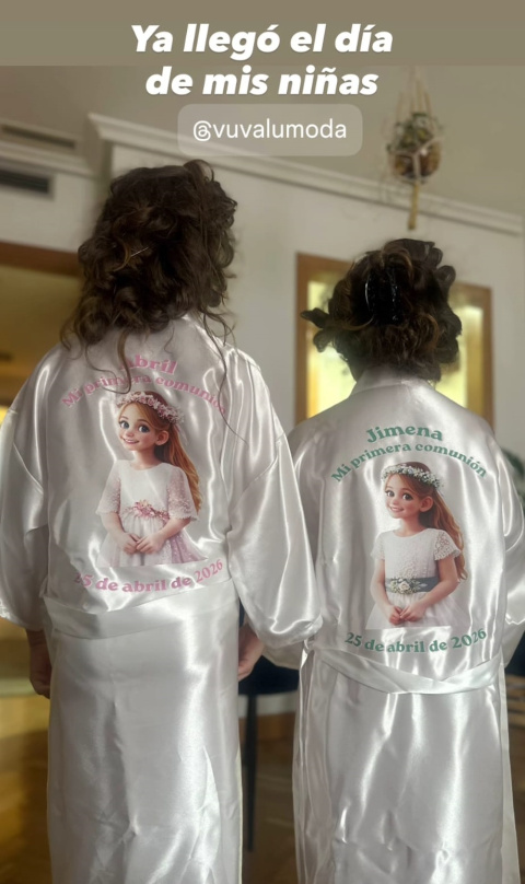 Las hijas de Kiko Hernández el día de su Primera Comunión.