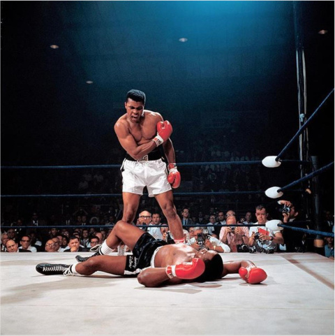 Mohammed Ali desafiando a Sonny Liston, en 1965