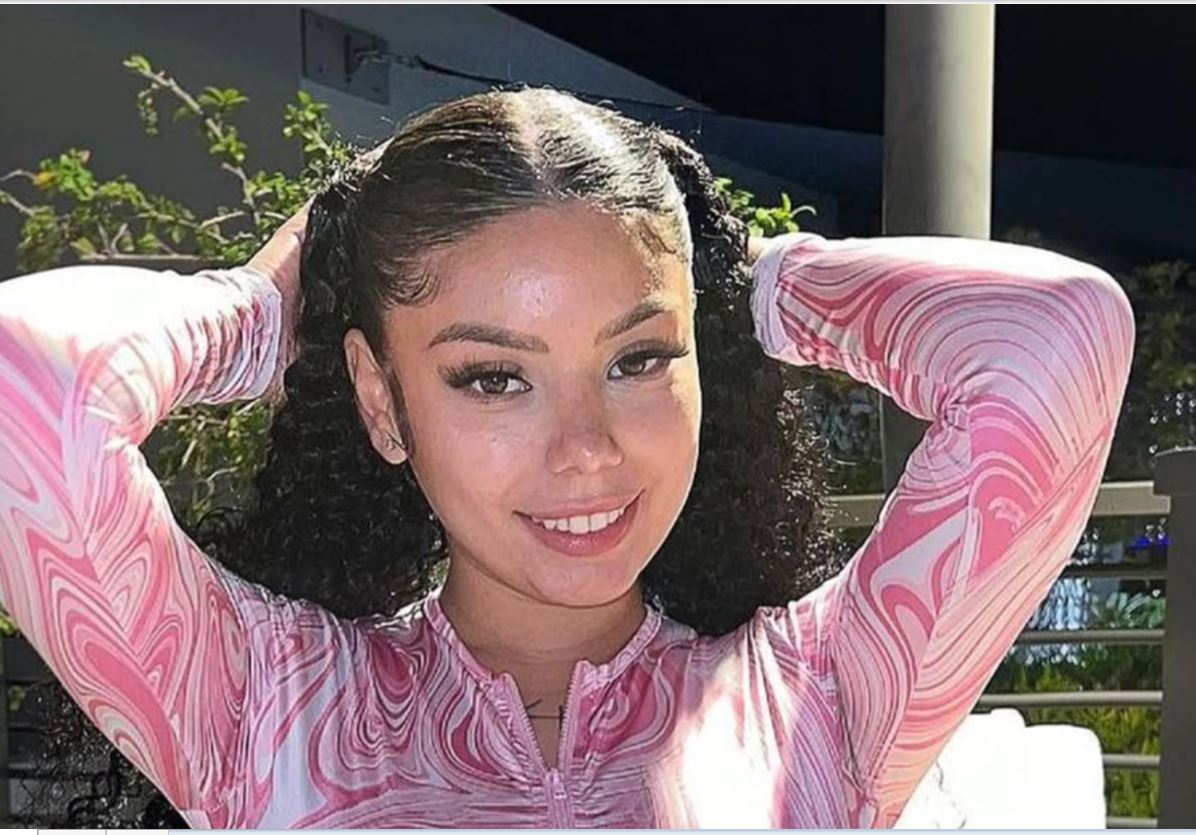 Lina Bina, estrella de OnlyFans y redes sociales, muere a los 24 años