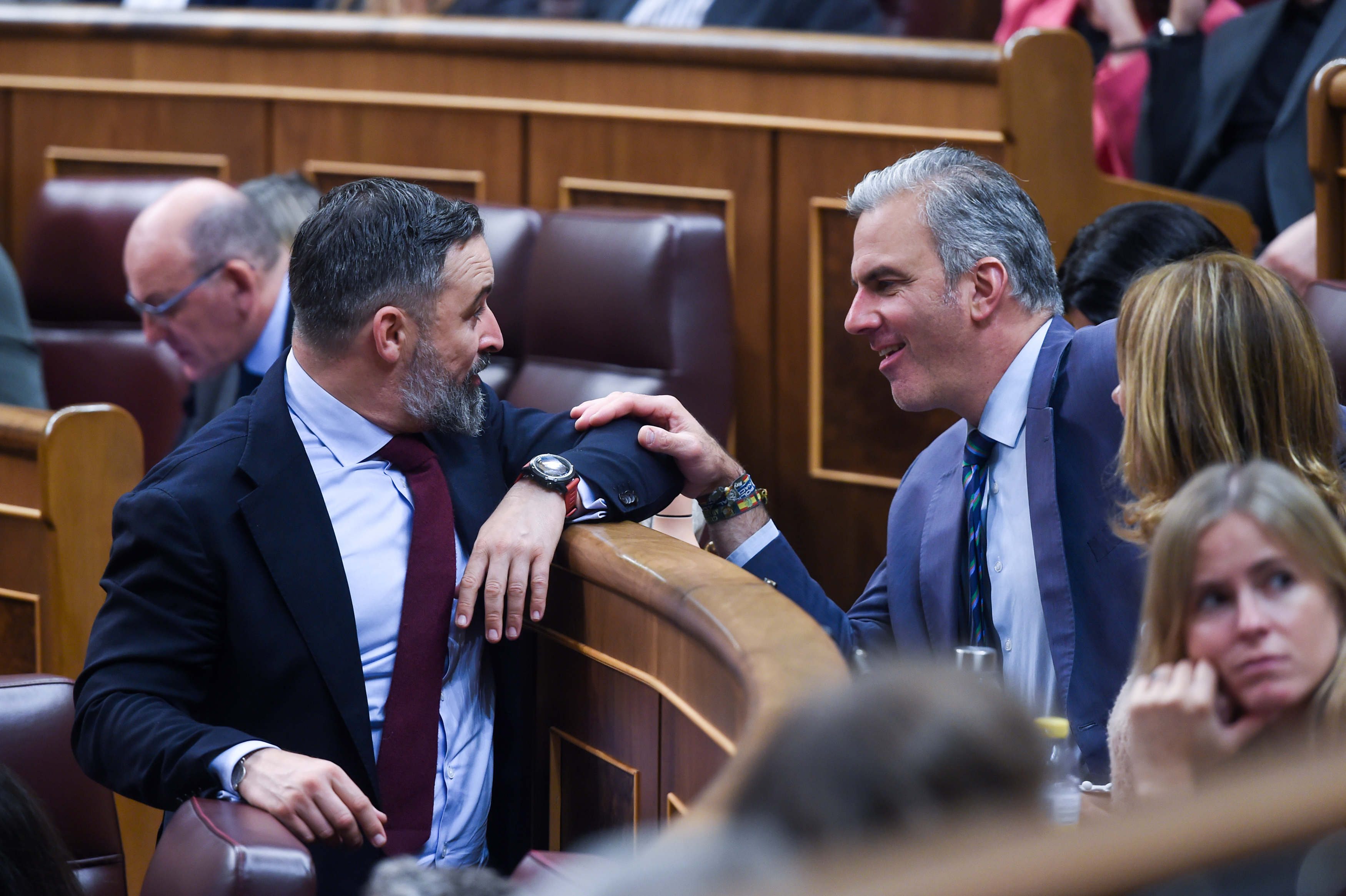 Abascal responde a los dardos de Ortega Smith y aviva un poco más la ...