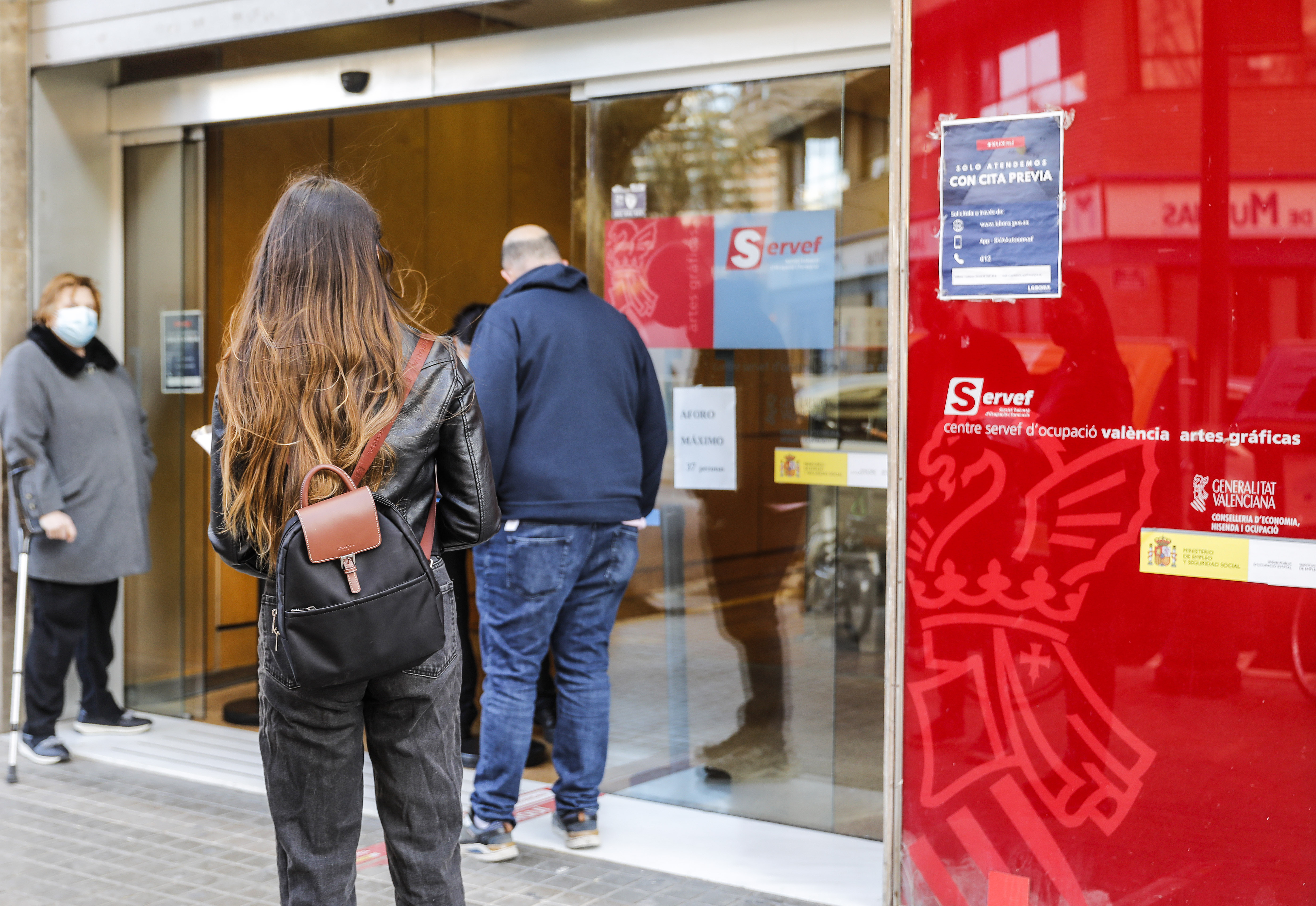 El SEPE alerta: nuevos límites de ingresos para el subsidio de 570€ en 2026