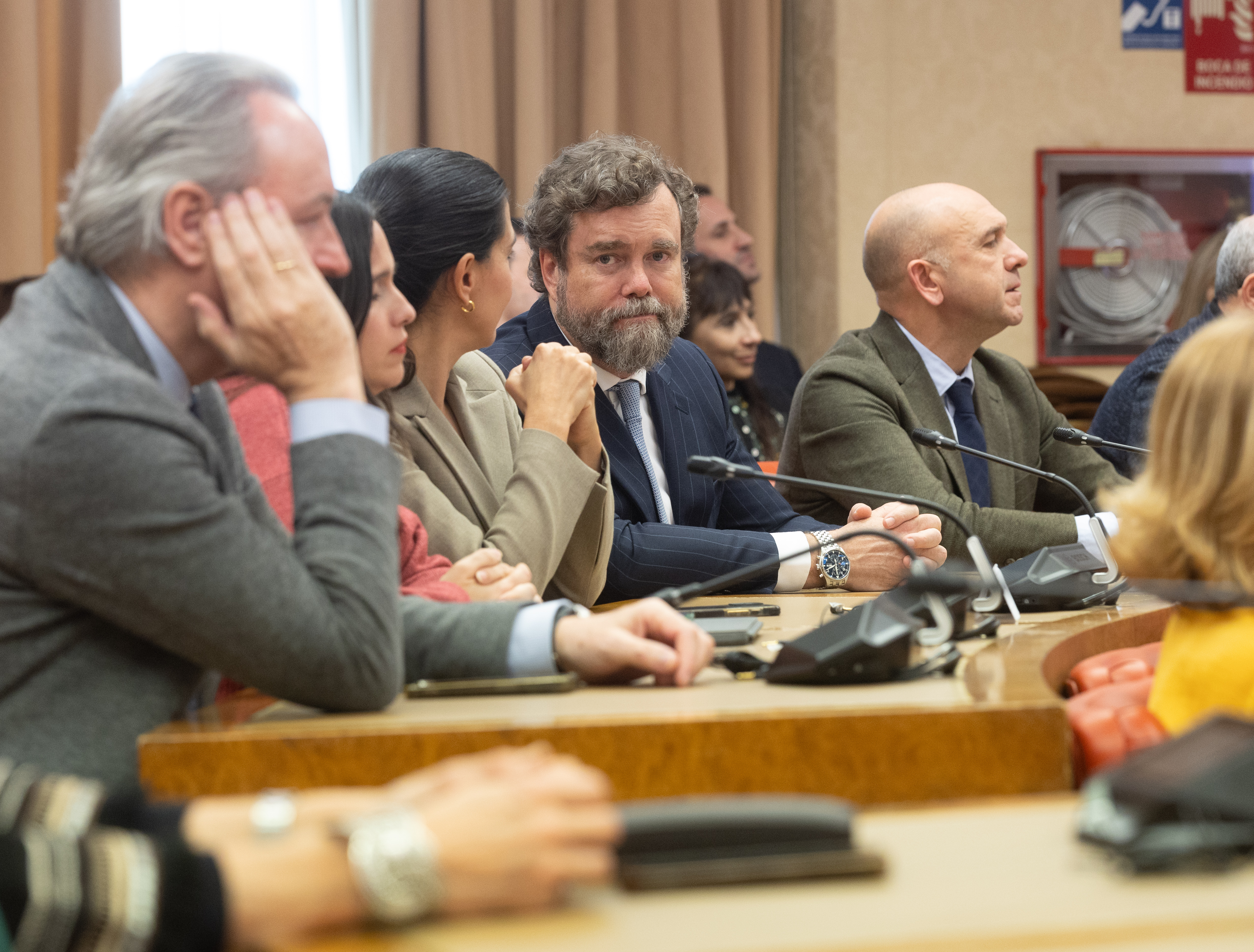 Espinosa de los Monteros lanza el misil que más duele a Abascal ...