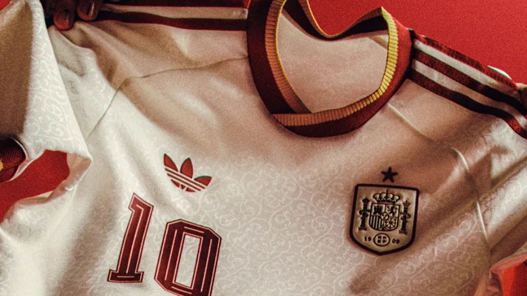Adidas Presenta La Segunda Camiseta De Espa a Para El Mundial adidas-presenta-la-segunda-camiseta-de-espa-a-para-el-mundial
