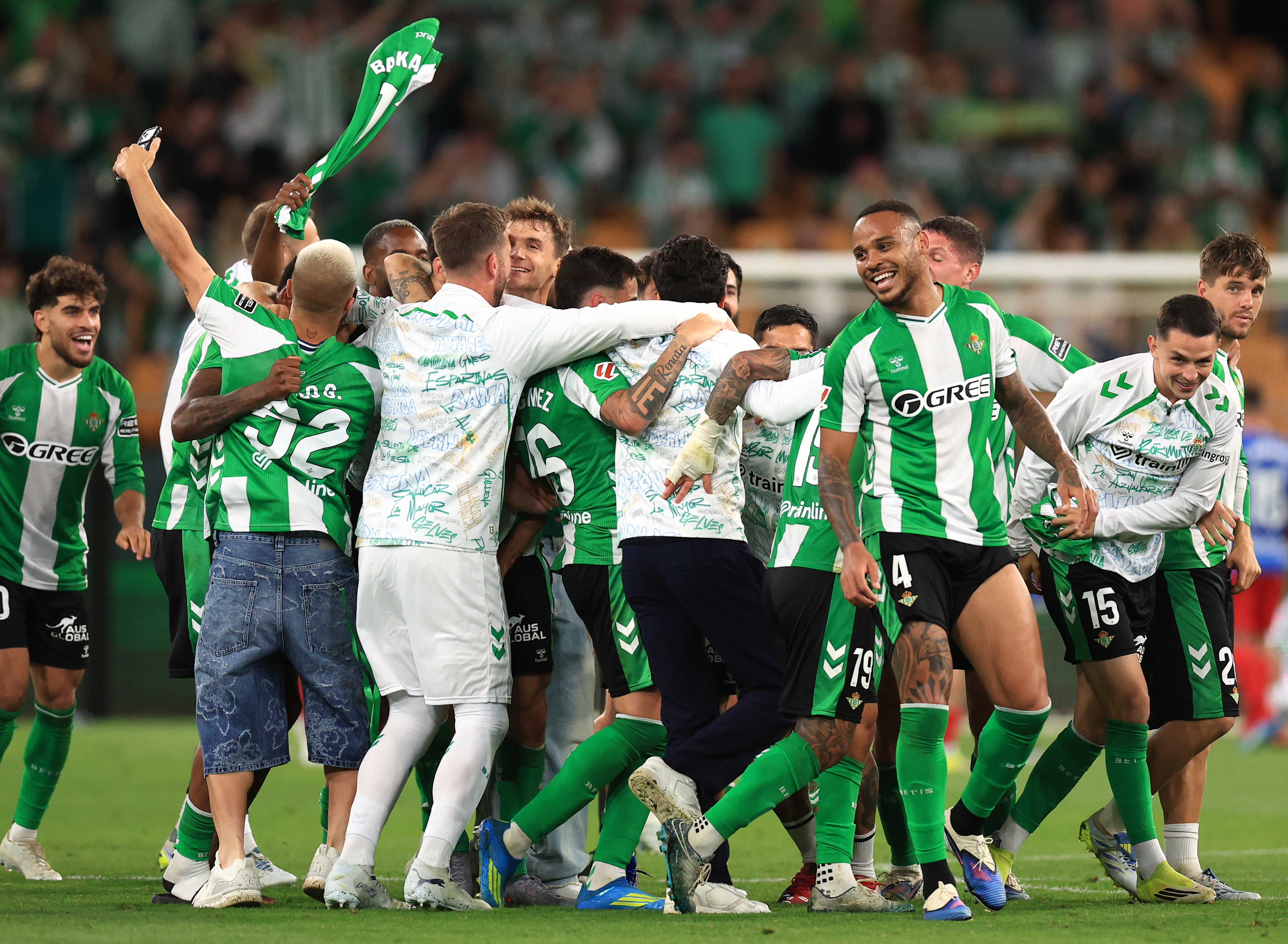 El Betis volverá a disputar la Champions ¡21 años después!